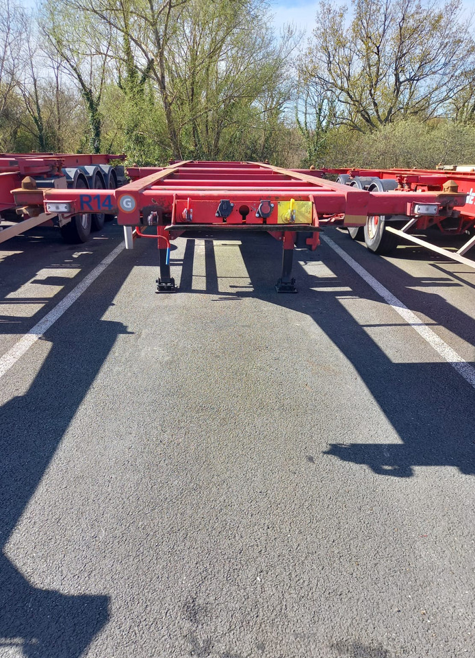 TROUILLET - Semi-remorque porte-conteneur/ Caisse mobile: photos 1 TROUILLET - Semi-remorque porte-conteneur/ Caisse mobile: photos 1