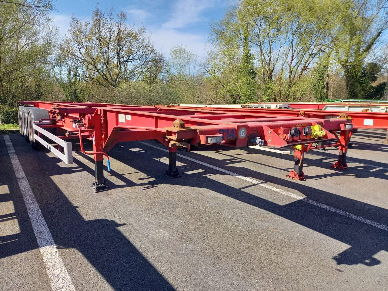 TROUILLET - Semi-remorque porte-conteneur/ Caisse mobile: photos 2 TROUILLET - Semi-remorque porte-conteneur/ Caisse mobile: photos 2