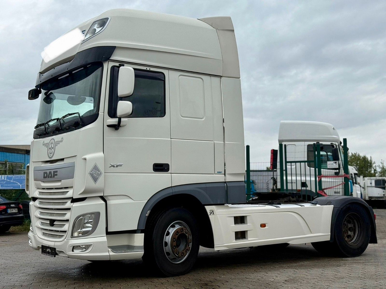 DAF XF 460 +Retarter+2xTank - Tracteur routier: photos 3 DAF XF 460 +Retarter+2xTank - Tracteur routier: photos 3