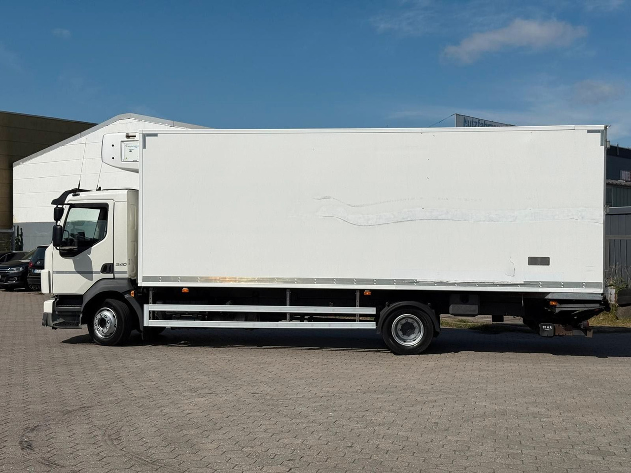 Volvo FL 240 Carrier Easy Cold+Hebebühne - Camion frigorifique: photos 4 Volvo FL 240 Carrier Easy Cold+Hebebühne - Camion frigorifique: photos 4