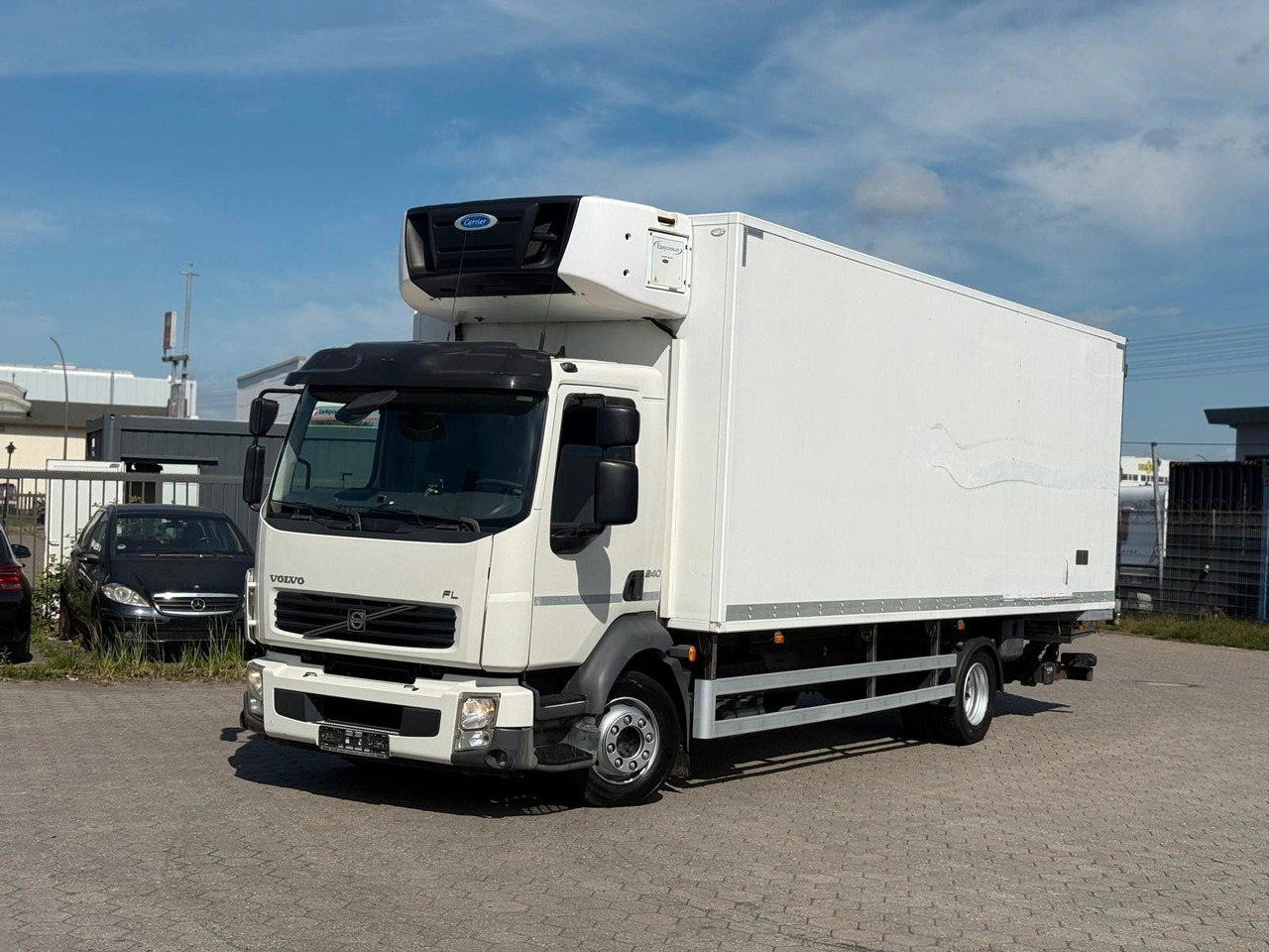 Volvo FL 240 Carrier Easy Cold+Hebebühne - Camion frigorifique: photos 5 Volvo FL 240 Carrier Easy Cold+Hebebühne - Camion frigorifique: photos 5