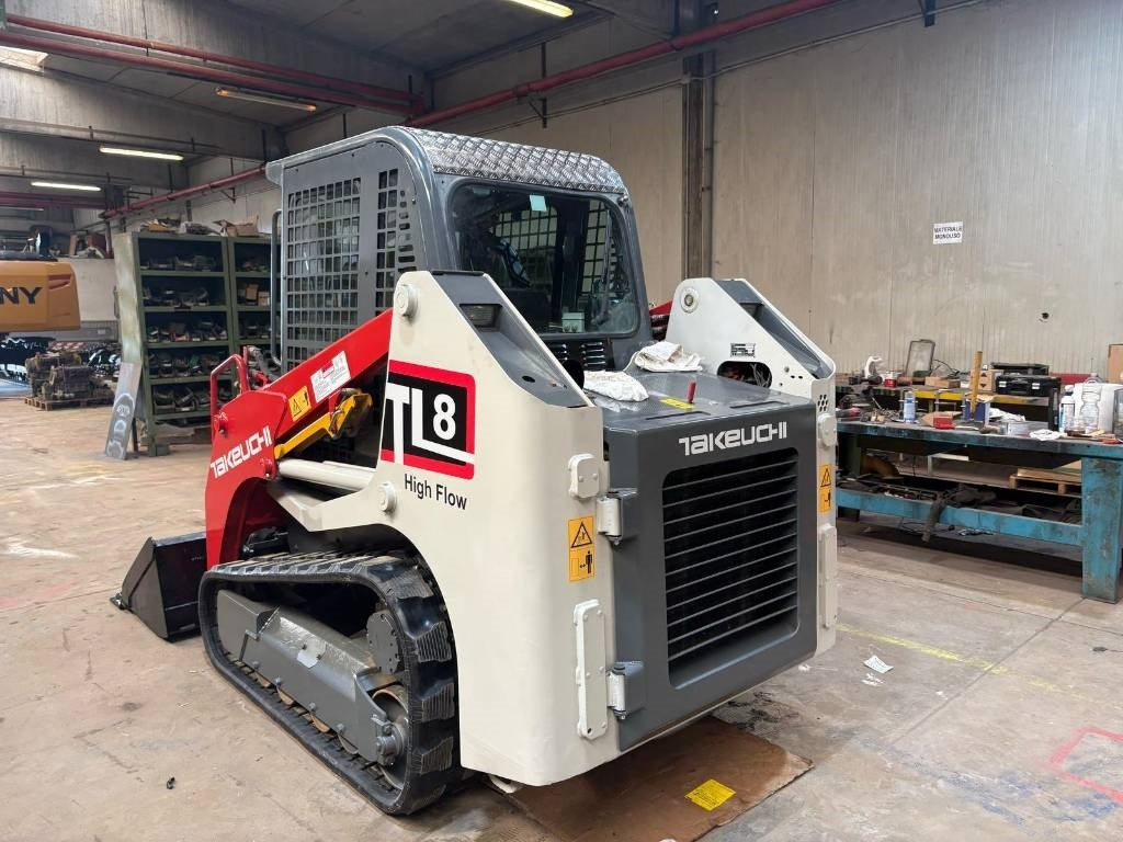 Takeuchi TL 8 - Mini chargeuse: photos 4 Takeuchi TL 8 - Mini chargeuse: photos 4