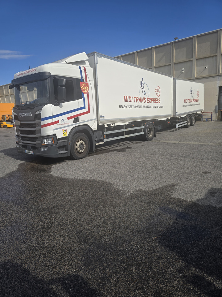 SCANIA R 450 - Camion porte-conteneur/ Caisse mobile: photos 3 SCANIA R 450 - Camion porte-conteneur/ Caisse mobile: photos 3