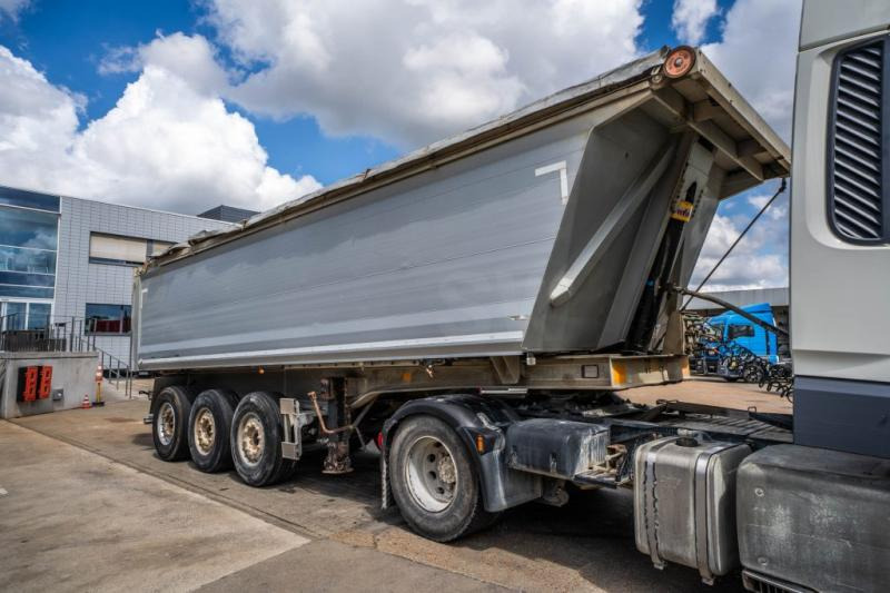 Benalu C39C17-ALU + BACHE - 30m3 - Semi-remorque benne: photos 2 Benalu C39C17-ALU + BACHE - 30m3 - Semi-remorque benne: photos 2