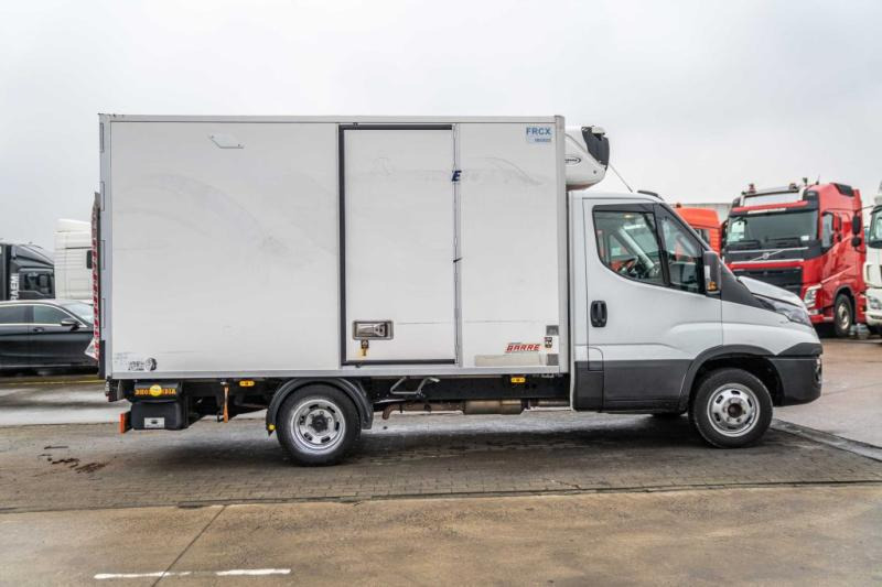 Iveco DAILY 35.180 +CARRIER + DHOLLANDIA - Véhicule utilitaire frigorifique: photos 3 Iveco DAILY 35.180 +CARRIER + DHOLLANDIA - Véhicule utilitaire frigorifique: photos 3