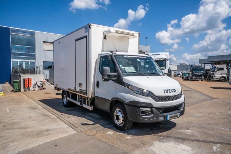 Iveco DAILY 70C150+TK+DHOLLANDIA 750KG - Véhicule utilitaire frigorifique: photos 2 Iveco DAILY 70C150+TK+DHOLLANDIA 750KG - Véhicule utilitaire frigorifique: photos 2