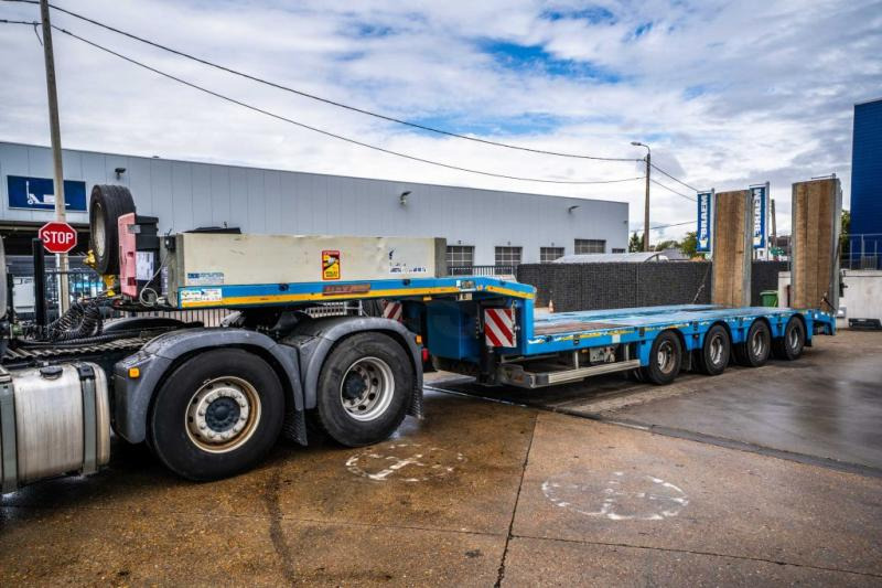 MAX TRAILER MAX TRAILER 110-F-S44+3XSTEERING/DIR. - Semi-remorque surbaissé: photos 1 MAX TRAILER MAX TRAILER 110-F-S44+3XSTEERING/DIR. - Semi-remorque surbaissé: photos 1