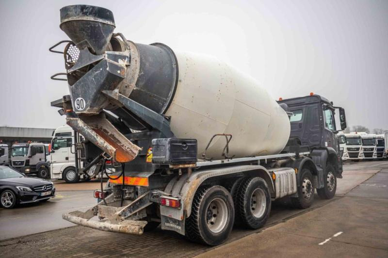 Mercedes AROCS 3236 BB+LIEBHERR 9M3 - Camion malaxeur: photos 3 Mercedes AROCS 3236 BB+LIEBHERR 9M3 - Camion malaxeur: photos 3