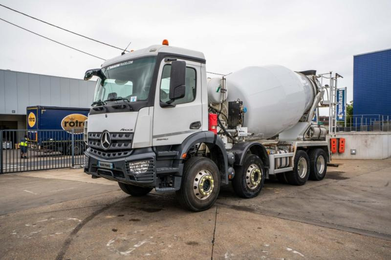 Mercedes AROCS 3240 + STETTER 9m3 - Camion malaxeur: photos 1 Mercedes AROCS 3240 + STETTER 9m3 - Camion malaxeur: photos 1