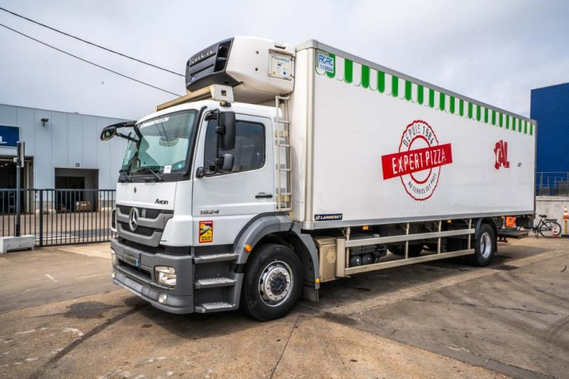 Mercedes AXOR 1824 +CARRIER SUPRA 950 Mt + HAYON - Camion frigorifique: photos 1 Mercedes AXOR 1824 +CARRIER SUPRA 950 Mt + HAYON - Camion frigorifique: photos 1