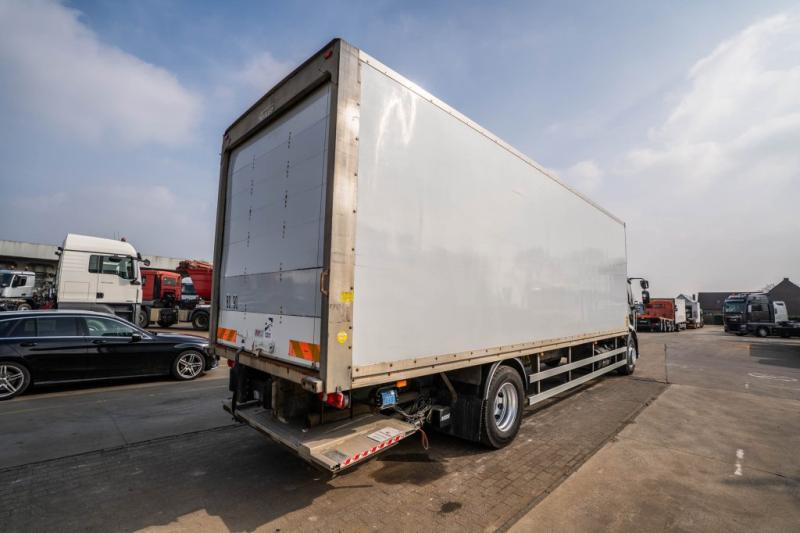 Renault MIDLUM 270 DXI (18t.) - Camion fourgon: photos 4 Renault MIDLUM 270 DXI (18t.) - Camion fourgon: photos 4