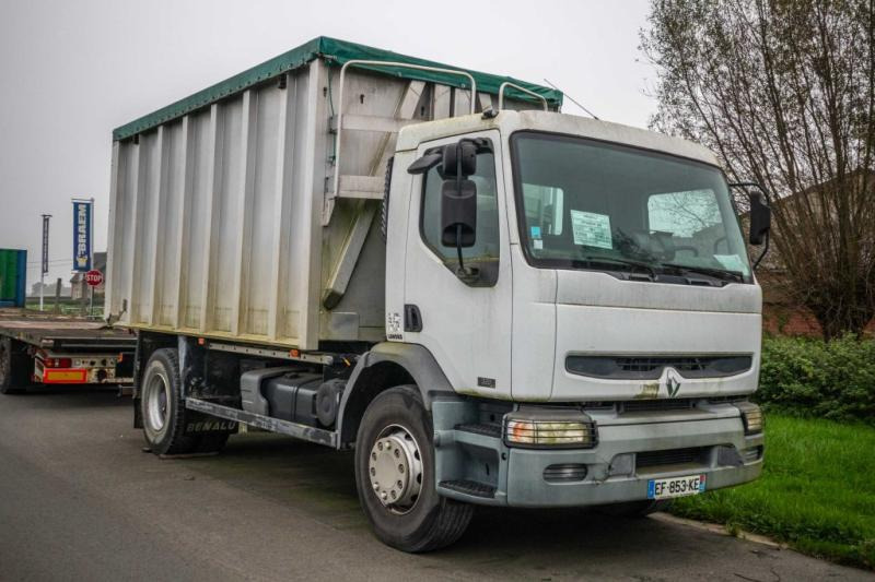 Renault PREMIUM 320 - Camion benne: photos 2 Renault PREMIUM 320 - Camion benne: photos 2