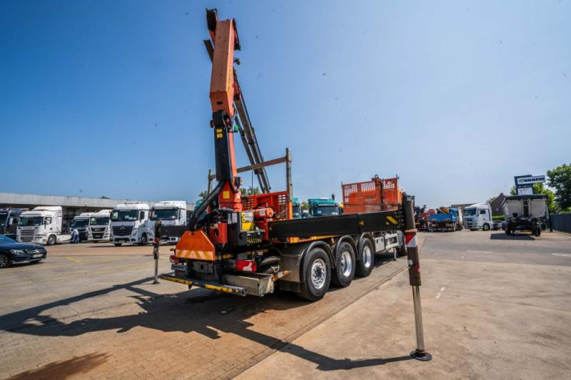Scania P 410 + PALFINGER PK22002/5 EXT. - Camion plateau, Camion grue: photos 4 Scania P 410 + PALFINGER PK22002/5 EXT. - Camion plateau, Camion grue: photos 4