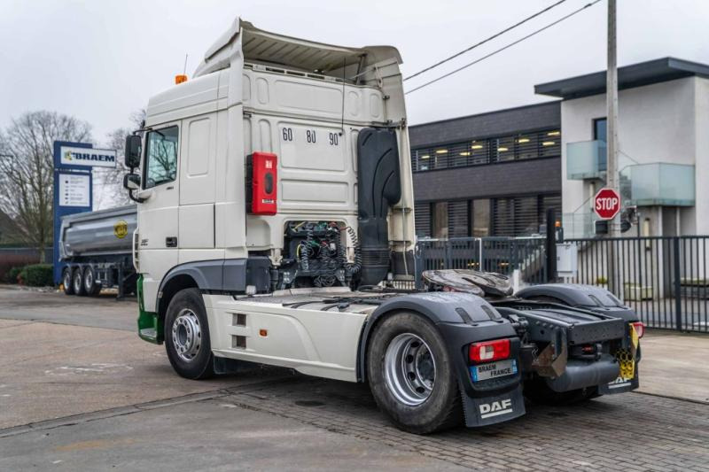 DAF XF 460 + HYDRAULIQUE (50Ton) - Tracteur routier: photos 5 DAF XF 460 + HYDRAULIQUE (50Ton) - Tracteur routier: photos 5