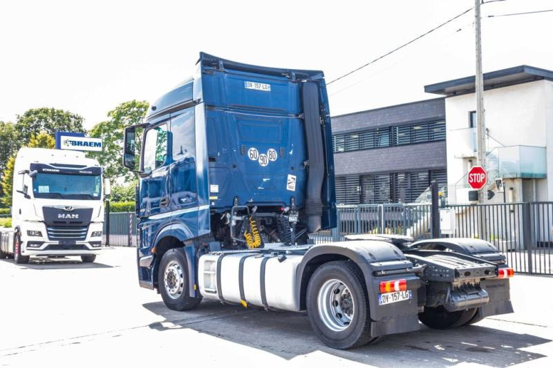 Mercedes ACTROS 1848 LS - Tracteur routier: photos 4 Mercedes ACTROS 1848 LS - Tracteur routier: photos 4