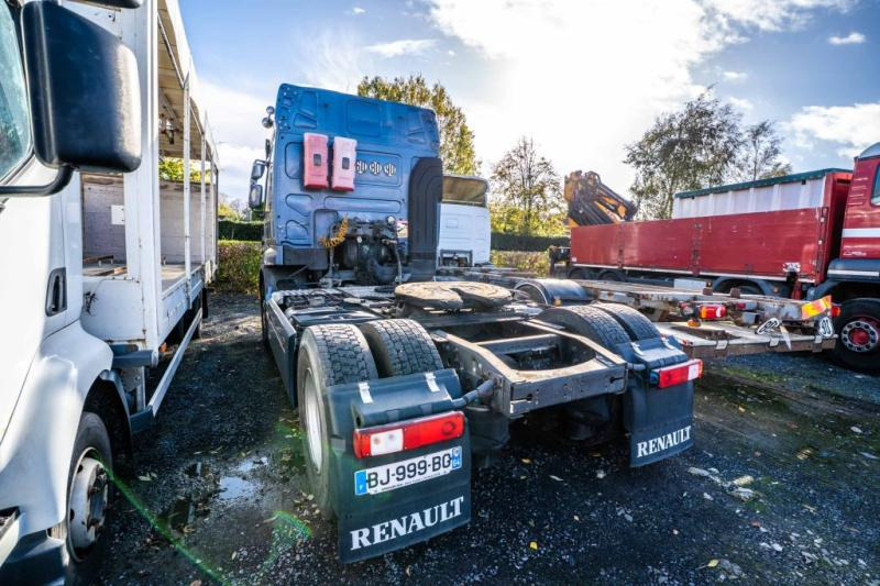 Renault PREMIUM 450 DXI+VOITH+ problème moteur - Tracteur routier: photos 3 Renault PREMIUM 450 DXI+VOITH+ problème moteur - Tracteur routier: photos 3
