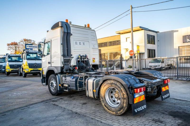 Volvo FMX 460 GLOB + HYDR - Tracteur routier: photos 3 Volvo FMX 460 GLOB + HYDR - Tracteur routier: photos 3