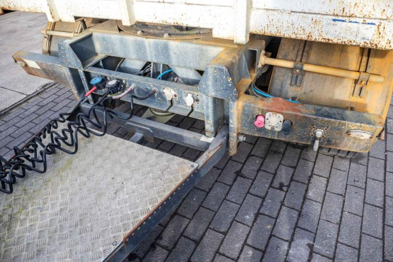 Trouillet PLATEAU + 3 ASSEN DOLLY - Remorque plateau: photos 5 Trouillet PLATEAU + 3 ASSEN DOLLY - Remorque plateau: photos 5