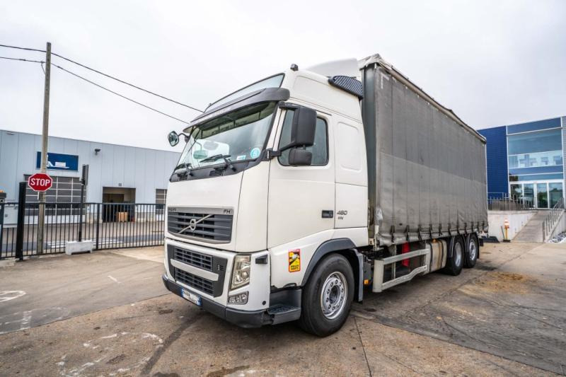 Volvo FH 13 460 -6x2 ( +E64419=AANHANGER) - Camion à rideaux coulissants: photos 1 Volvo FH 13 460 -6x2 ( +E64419=AANHANGER) - Camion à rideaux coulissants: photos 1