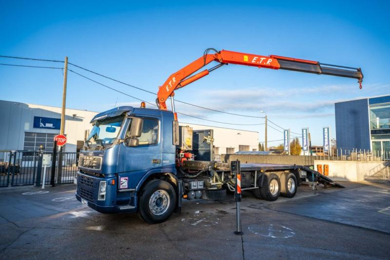 Volvo FM 300-6x2+FASSI 19t/m + 2EXT - Remorqueuse: photos 1 Volvo FM 300-6x2+FASSI 19t/m + 2EXT - Remorqueuse: photos 1