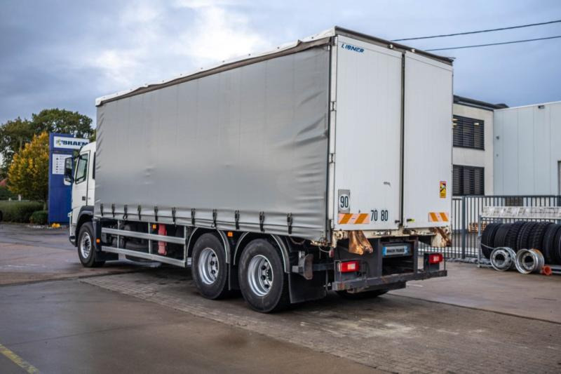 Volvo FM 330-6x2-E5+10 pneus/tires+intarder - Camion à rideaux coulissants: photos 4 Volvo FM 330-6x2-E5+10 pneus/tires+intarder - Camion à rideaux coulissants: photos 4
