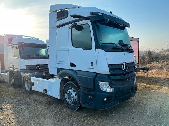 Mercedes-Benz Actros 1846 5 L-Fahrerhaus - Tracteur routier: photos 4 Mercedes-Benz Actros 1846 5 L-Fahrerhaus - Tracteur routier: photos 4