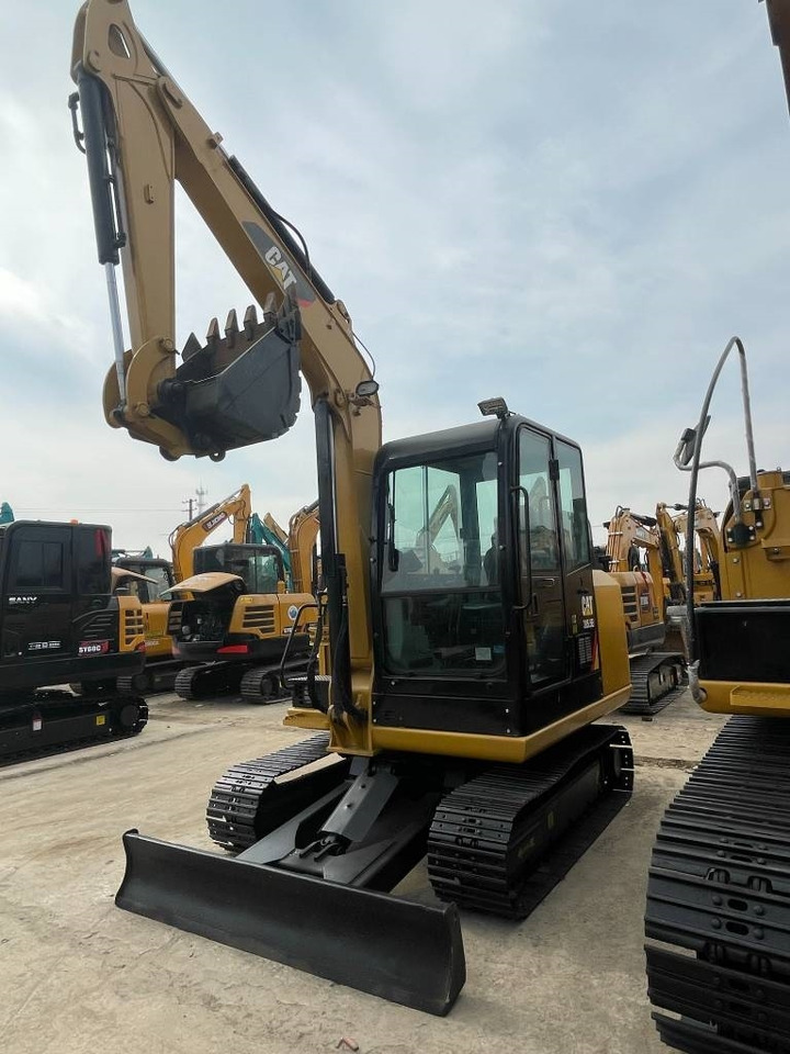 CAT 305.5E2 - Mini pelle: photos 2 CAT 305.5E2 - Mini pelle: photos 2