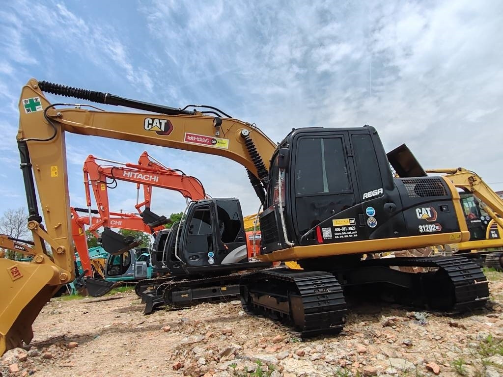 CAT 312 - Pelle sur chenille: photos 3 CAT 312 - Pelle sur chenille: photos 3