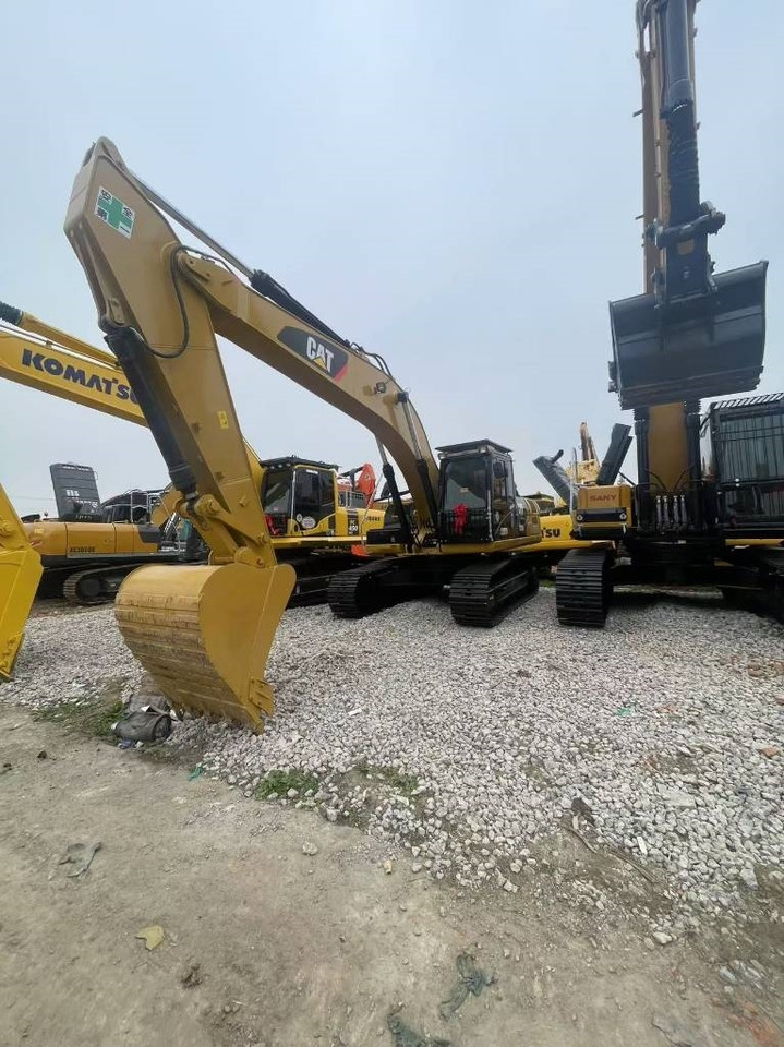 CAT 329 D - Pelle sur chenille: photos 1 CAT 329 D - Pelle sur chenille: photos 1