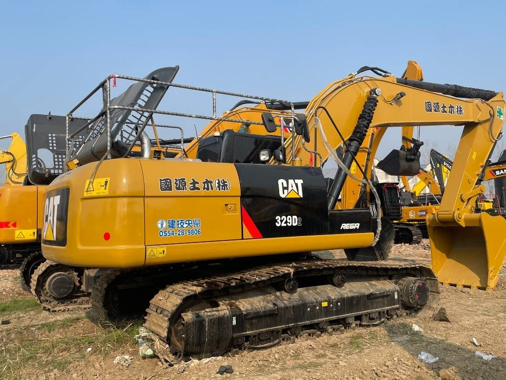CAT 329 D - Pelle sur chenille: photos 1 CAT 329 D - Pelle sur chenille: photos 1