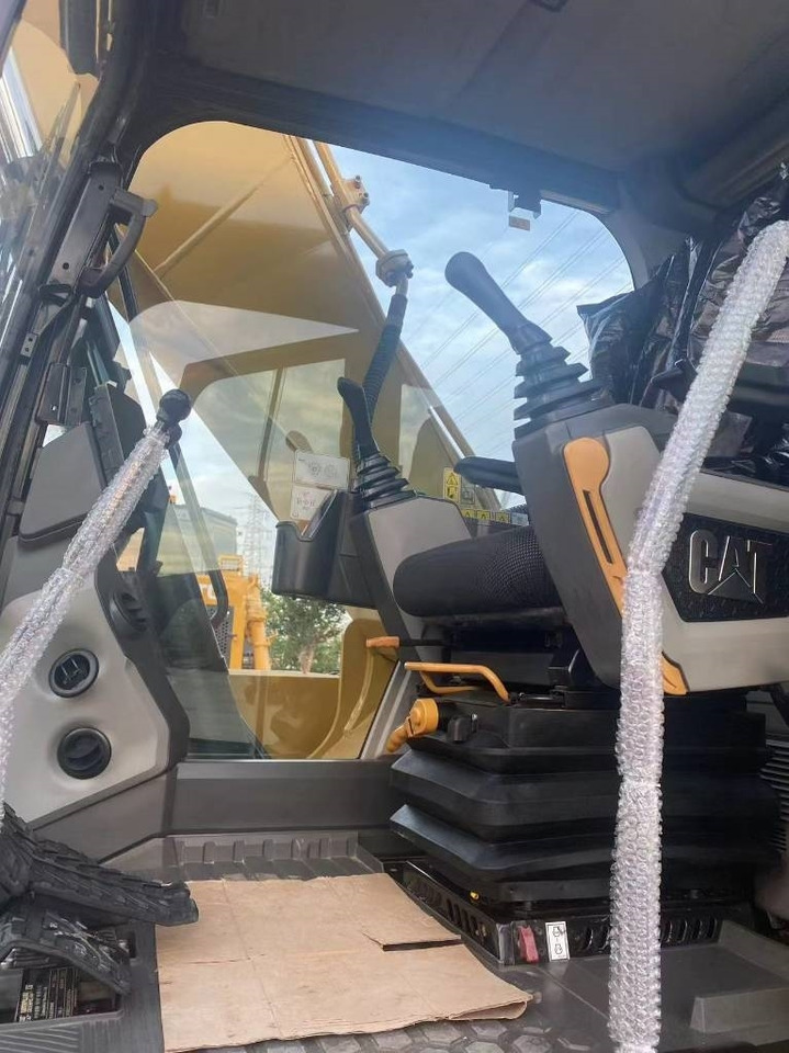 CAT CAT320GC - Pelle sur chenille: photos 2 CAT CAT320GC - Pelle sur chenille: photos 2