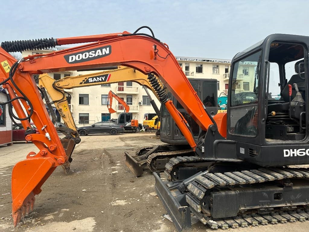 Doosan DH 60 - Mini pelle: photos 3 Doosan DH 60 - Mini pelle: photos 3