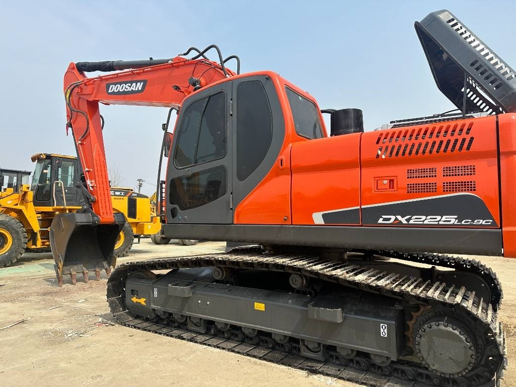 Doosan DX 225 LC - Pelle sur chenille: photos 2 Doosan DX 225 LC - Pelle sur chenille: photos 2