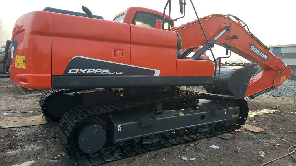 Doosan DX 225 LC - Pelle sur chenille: photos 1 Doosan DX 225 LC - Pelle sur chenille: photos 1