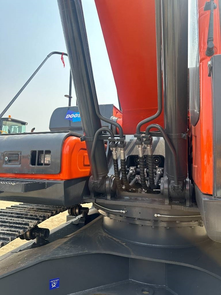 Pelle sur chenille Doosan DX 225LC-9C [ Copy ]: photos 6
