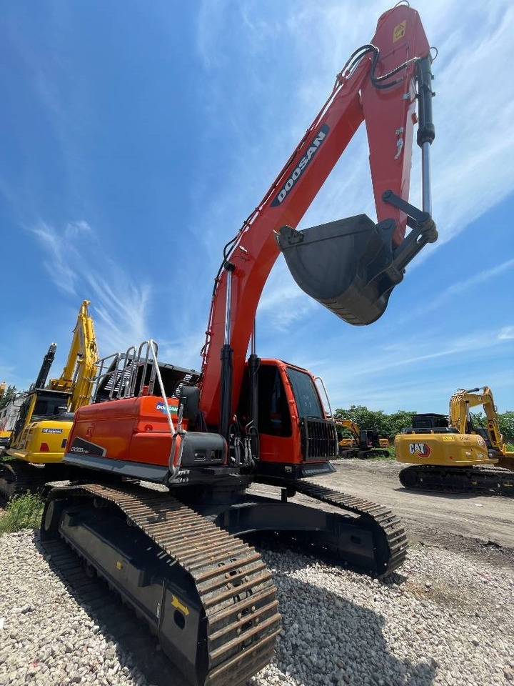 Doosan DX 300 - Pelle sur chenille: photos 1 Doosan DX 300 - Pelle sur chenille: photos 1
