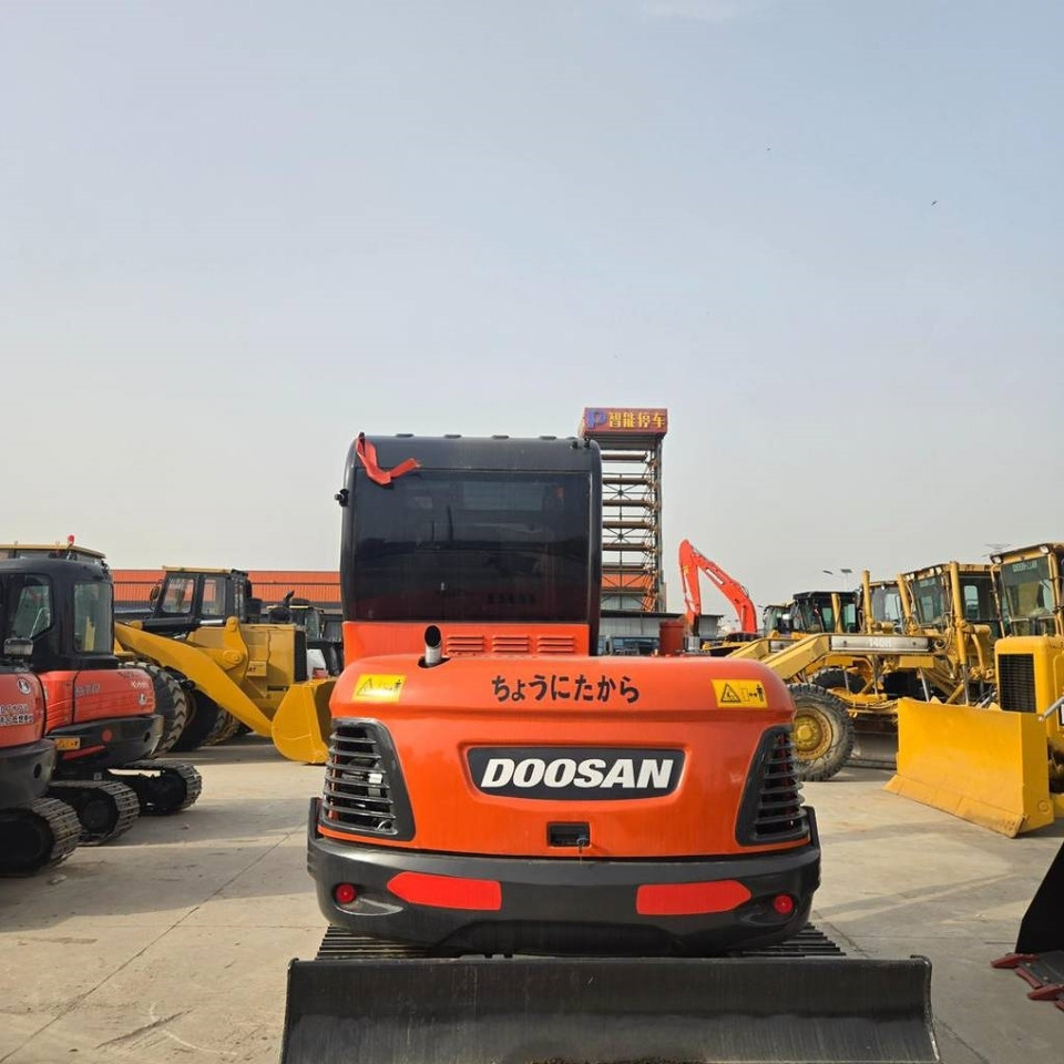 Doosan DX 60 - Mini pelle: photos 4 Doosan DX 60 - Mini pelle: photos 4
