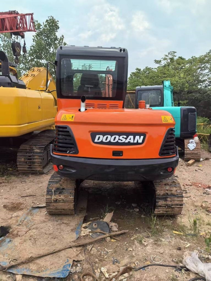 Doosan DX 60 - Pelle sur chenille: photos 4 Doosan DX 60 - Pelle sur chenille: photos 4