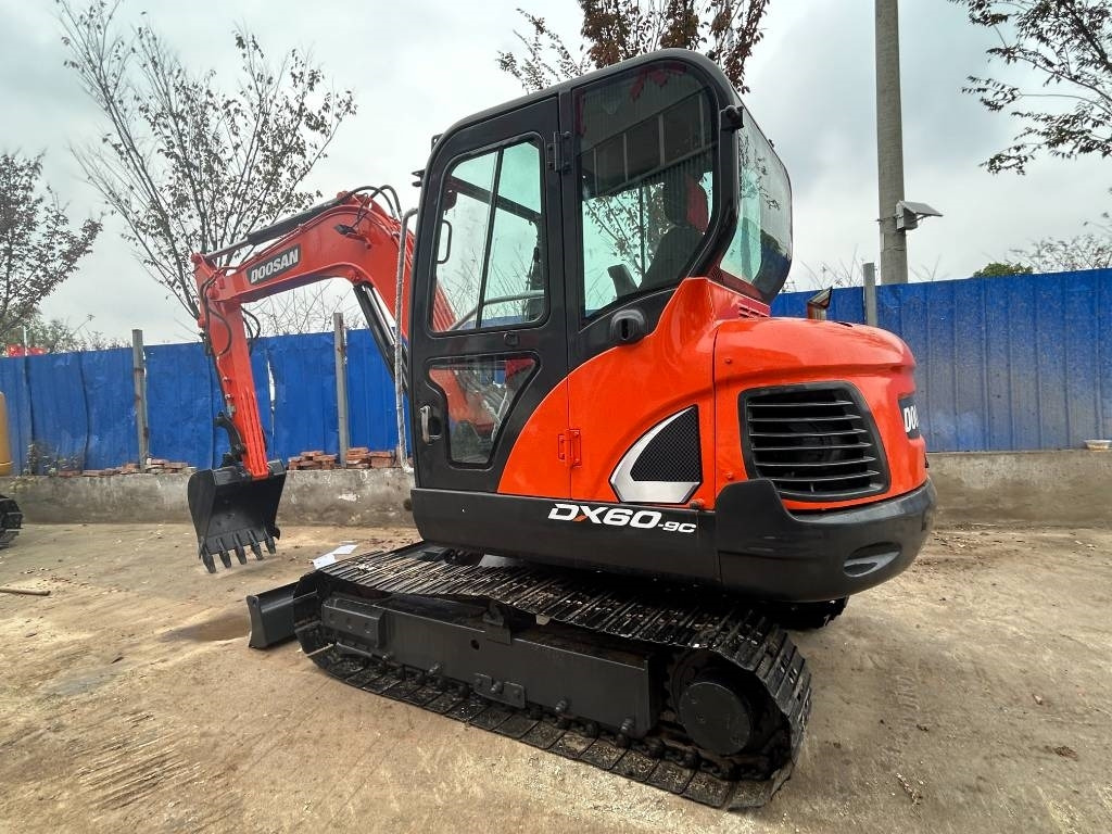Doosan DX 60 - Mini pelle: photos 4 Doosan DX 60 - Mini pelle: photos 4