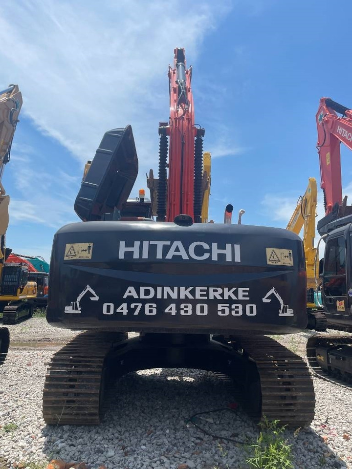 Hitachi ZX 240 - Pelle sur chenille: photos 3 Hitachi ZX 240 - Pelle sur chenille: photos 3