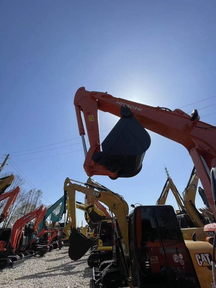 Hitachi ZX 60 - Mini pelle: photos 4 Hitachi ZX 60 - Mini pelle: photos 4