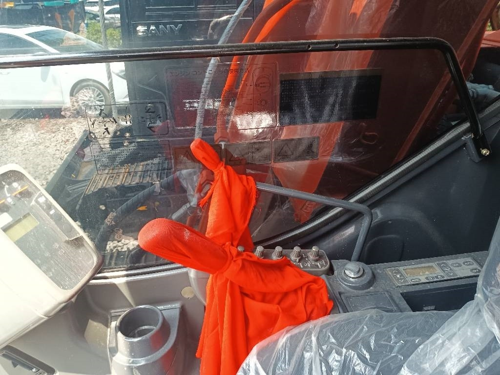Hitachi ZX 70 - Pelle sur chenille: photos 4 Hitachi ZX 70 - Pelle sur chenille: photos 4