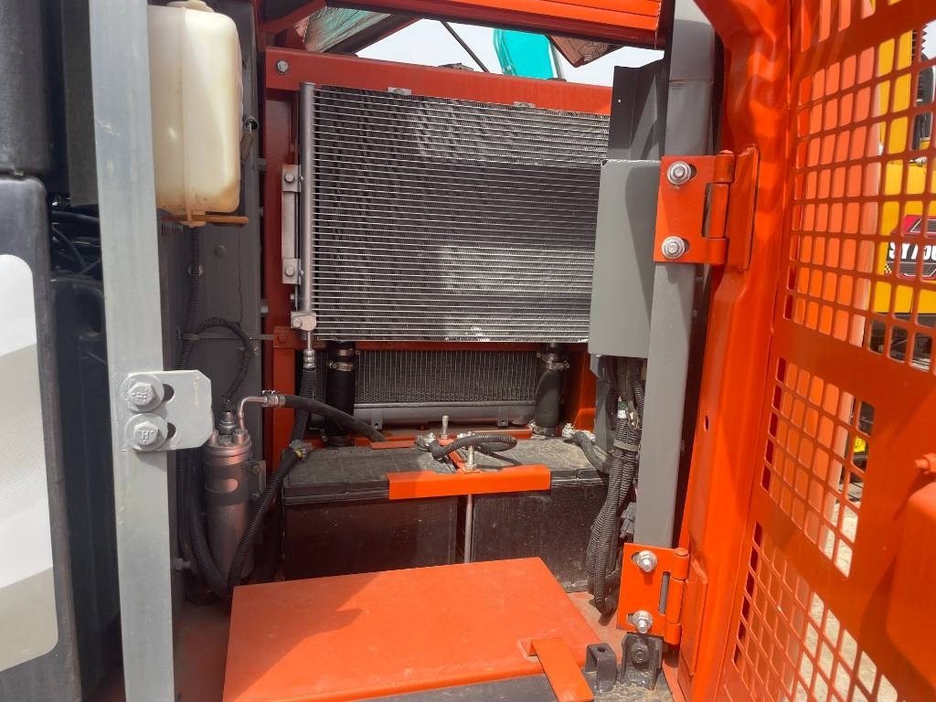 Hitachi ZX 70 - Mini pelle: photos 4 Hitachi ZX 70 - Mini pelle: photos 4