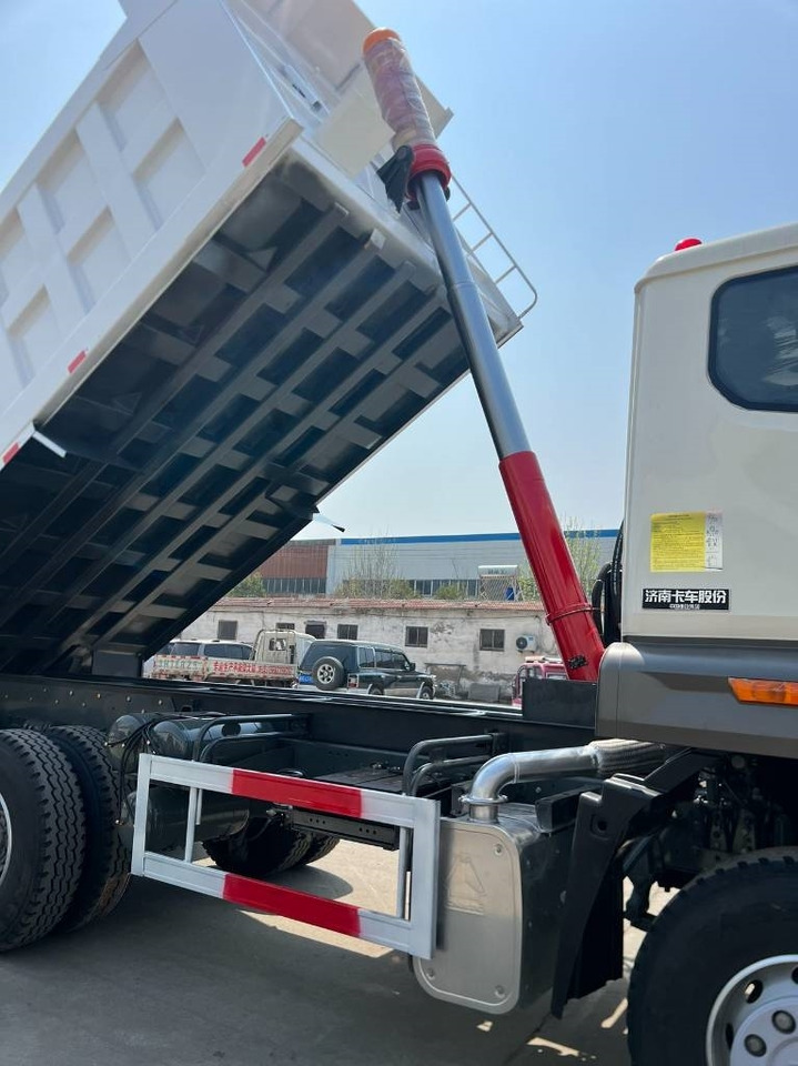 Howo 371 - Camion benne: photos 4 Howo 371 - Camion benne: photos 4