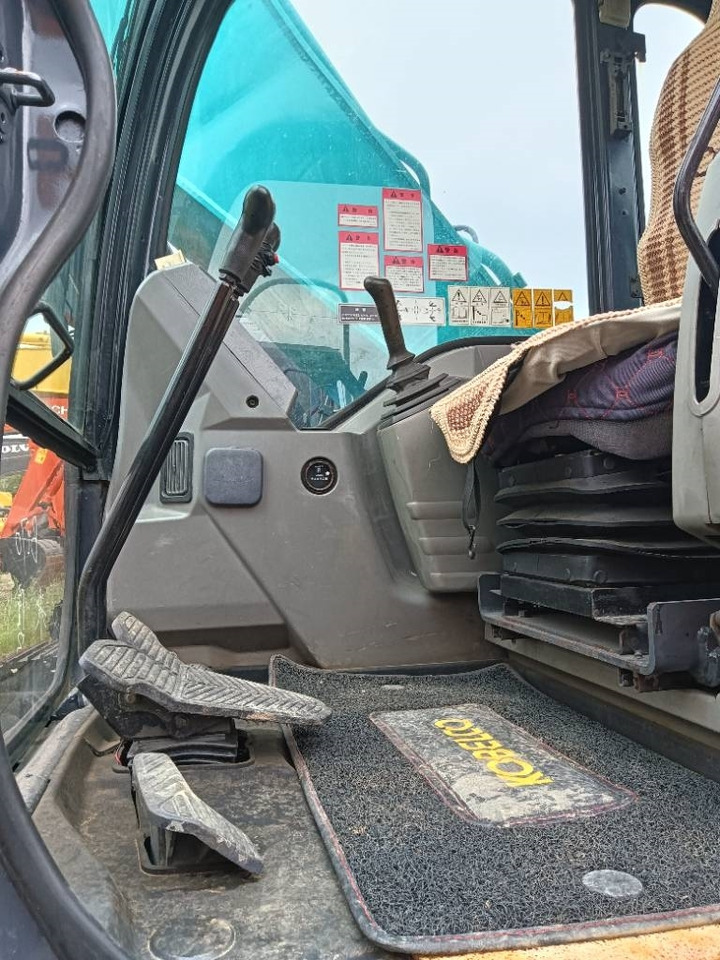 Kobelco SK 210 - Pelle sur chenille: photos 5 Kobelco SK 210 - Pelle sur chenille: photos 5