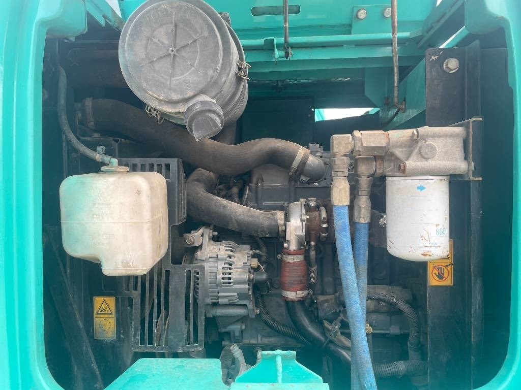 Kobelco SK 75 - Pelle sur chenille: photos 3 Kobelco SK 75 - Pelle sur chenille: photos 3