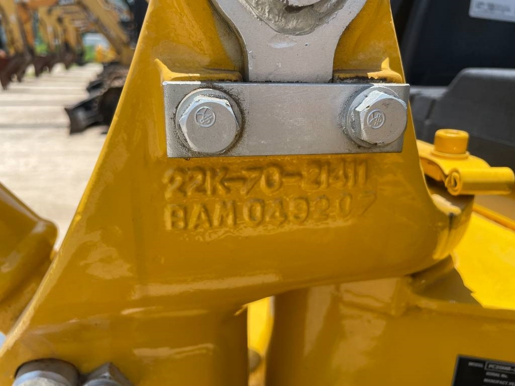 Komatsu PC 20 - Pelle sur chenille: photos 3 Komatsu PC 20 - Pelle sur chenille: photos 3