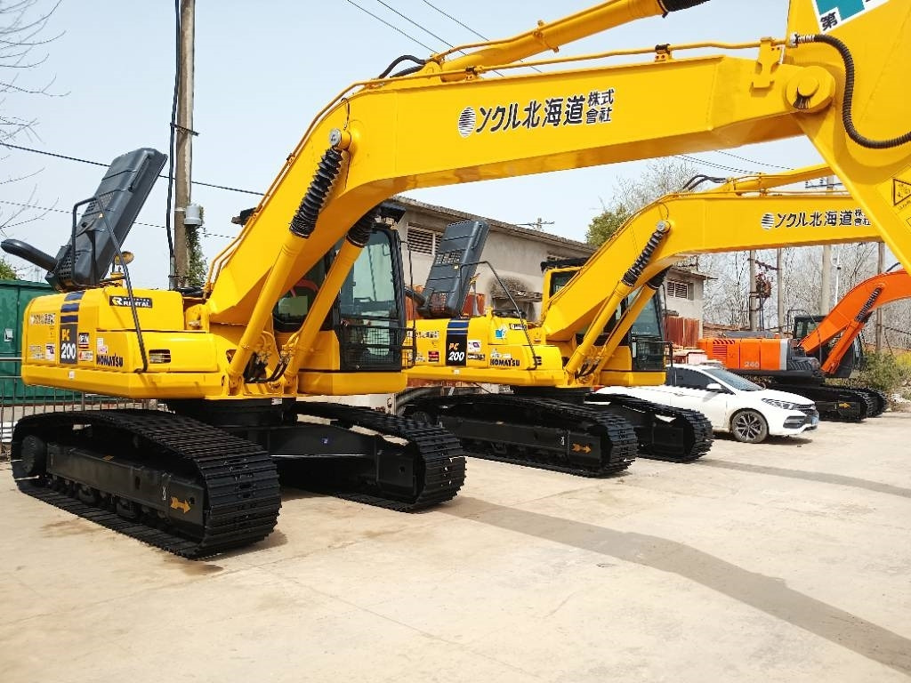 Komatsu PC 200 8N - Pelle sur chenille: photos 2 Komatsu PC 200 8N - Pelle sur chenille: photos 2