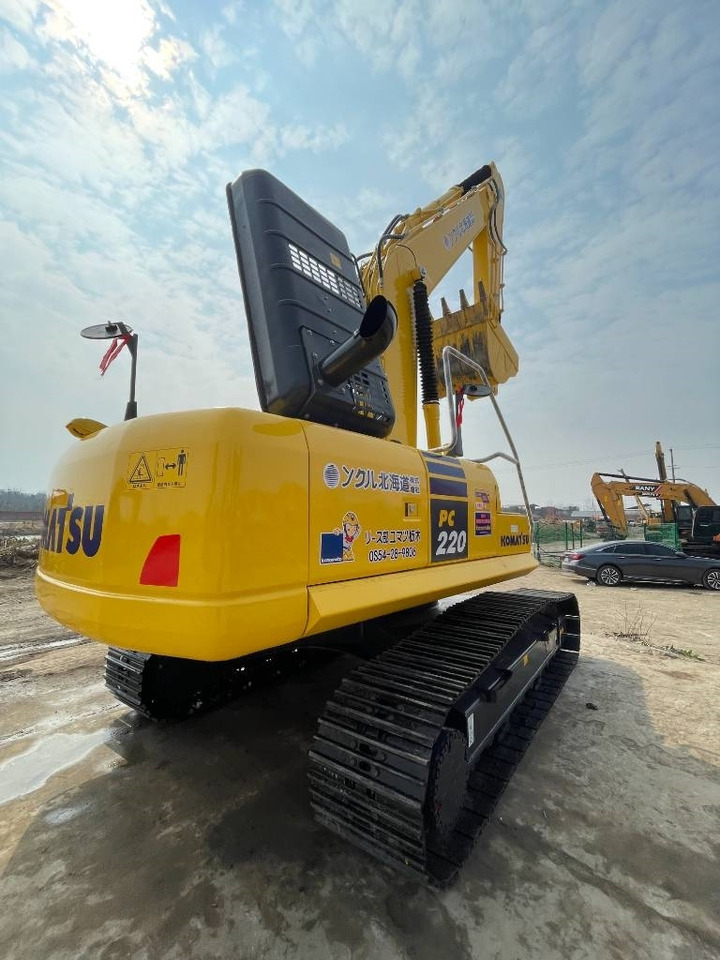 Komatsu PC 220 - Pelle sur chenille: photos 4 Komatsu PC 220 - Pelle sur chenille: photos 4