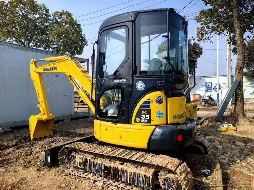 Komatsu PC 35 - Mini pelle: photos 1 Komatsu PC 35 - Mini pelle: photos 1